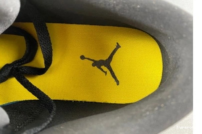 Hyperoad Low University 'Black Jordan Air Gold' 1 1125